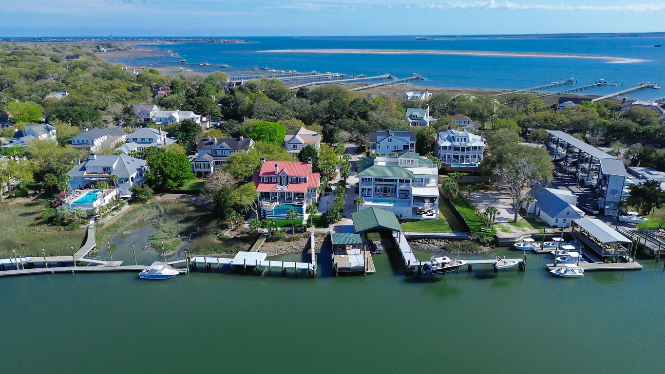 Coastal & Waterfront Living